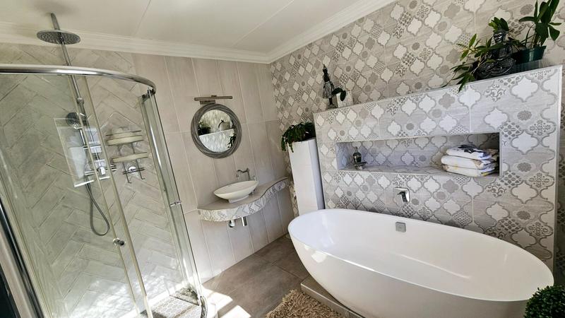 4 Bedroom Property for Sale in Dana Bay Western Cape